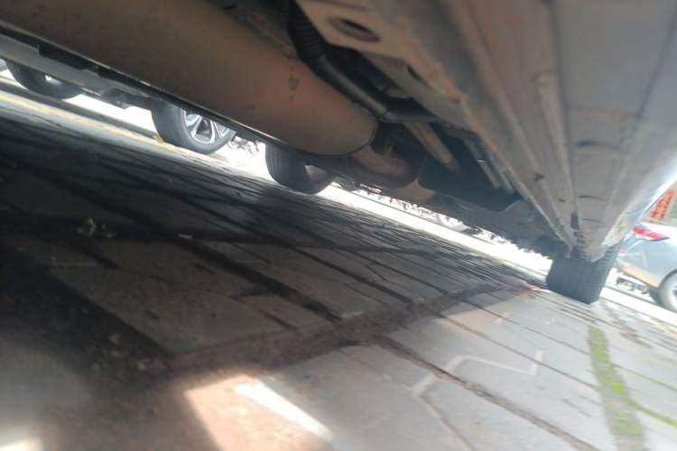 Used Buick GL8 2017 ES 28T Comfort Model China V Standard Chassis Rear Right