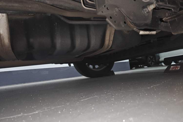 Used Buick GL8 2017 25S Comfort Version China V Standard Chassis Rear Right