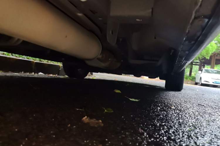 Used Buick GL8 2017 25S Luxury Version China V Standard Chassis Rear Right
