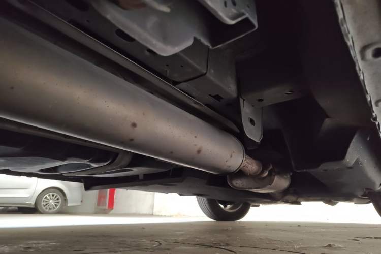 Used Buick GL8 2017 25S Prestige Version China V Standard Chassis Rear Right