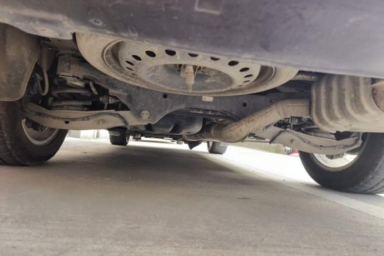 Used Buick GL8 2017 ES 28T Comfort Model China V Standard Chassis Rear