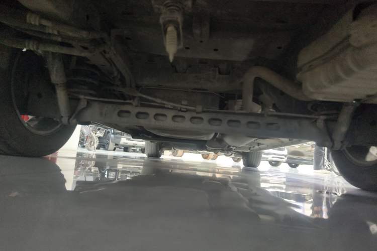 Used Buick GL8 2017 25S Luxury Version China V Standard Chassis Rear