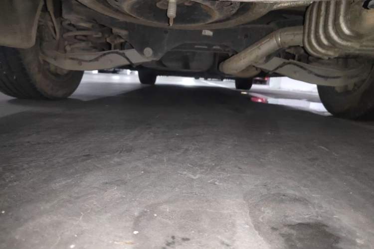 Used Buick GL8 2017 ES 28T Flagship Model China V Standard Chassis Rear