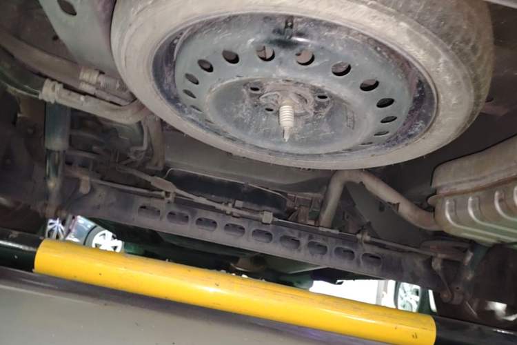 Used Buick GL8 2017 25S Comfort Version China V Standard Chassis Rear