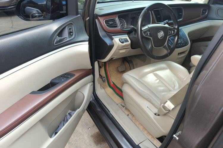 Used Buick GL8 2017 25S Luxury Version China V Standard Driver Seat