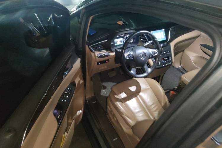 Used Buick GL8 2017 ES 28T Premium Version China V Standard Driver Seat