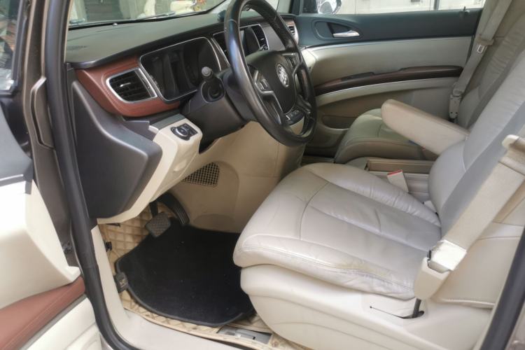 Used Buick GL8 2017 25S Luxury Version China V Standard Driver Seat