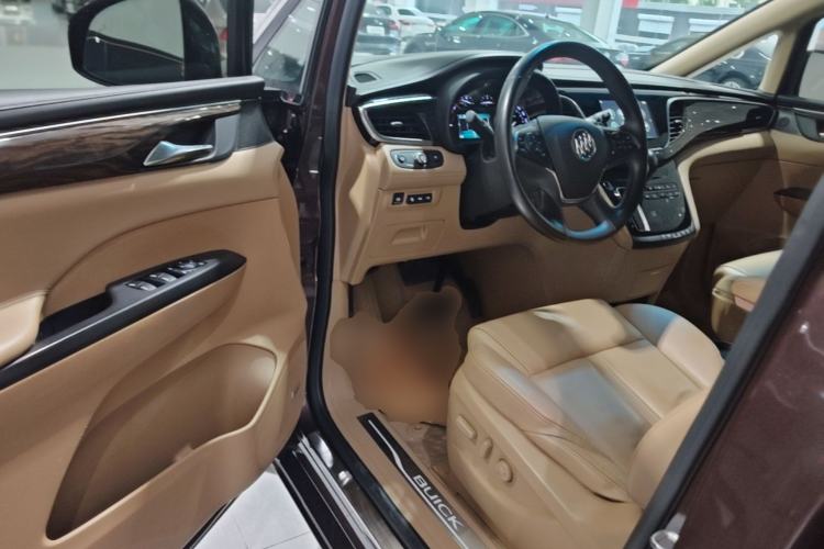 Used Buick GL8 2017 ES 28T Flagship Model China V Standard Driver Seat