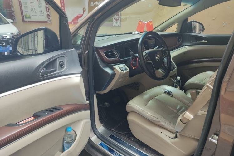 Used Buick GL8 2017 25S Luxury Version China V Standard Driver Seat