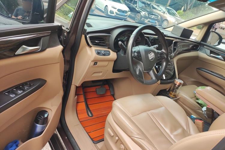 Used Buick GL8 2017 ES 28T Luxury Model China V Standard Driver Seat