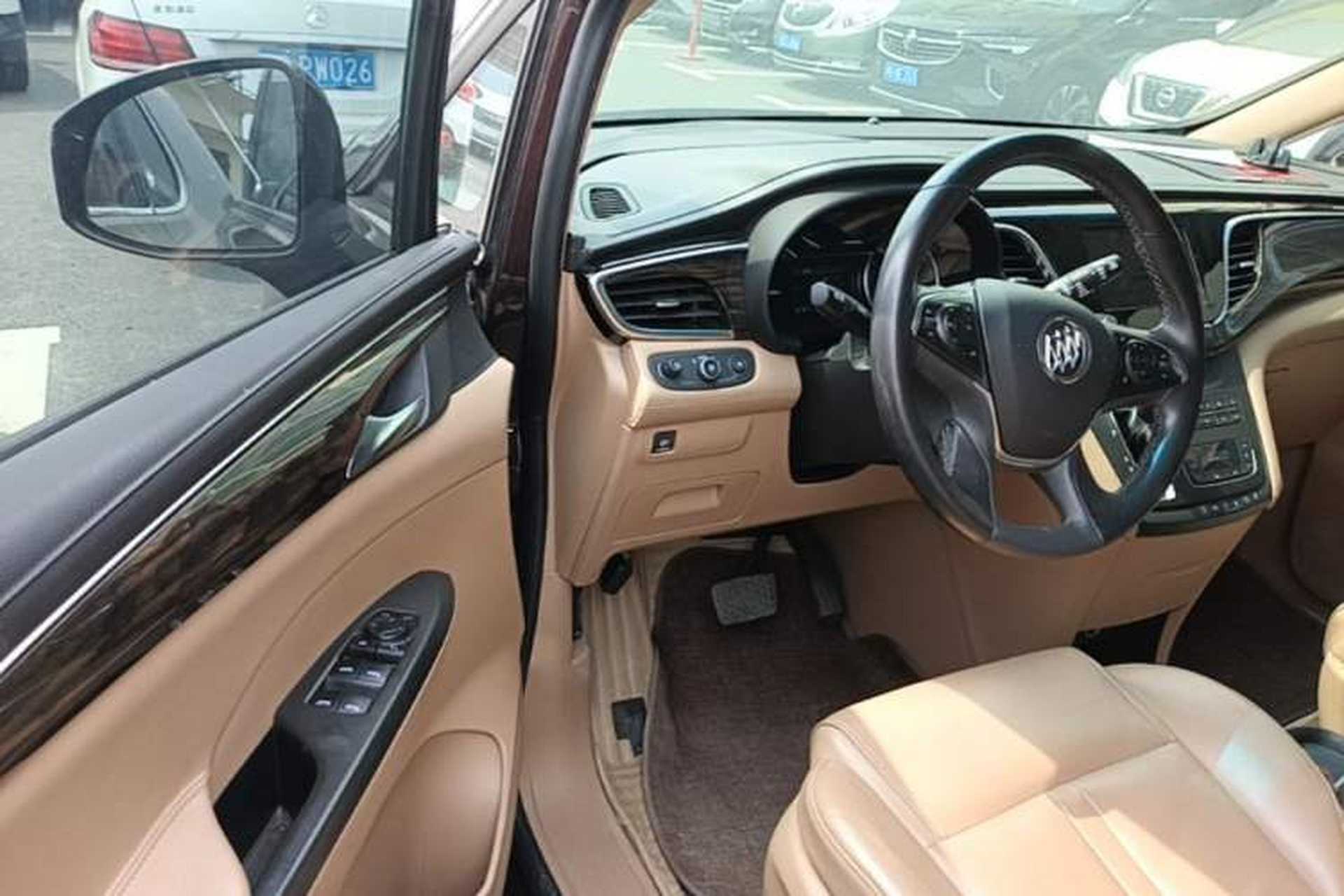 Used Buick GL8 2017 ES 28T Premium Version China V Standard Driver Seat