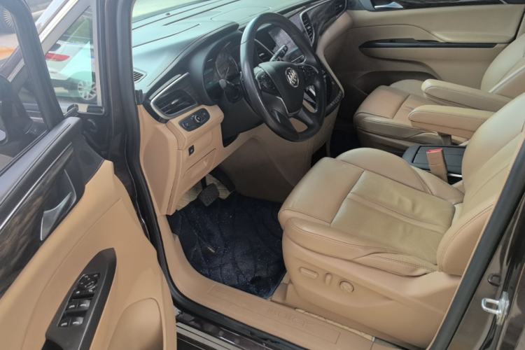 Used Buick GL8 2017 ES 28T Luxury Model China V Standard Driver Seat