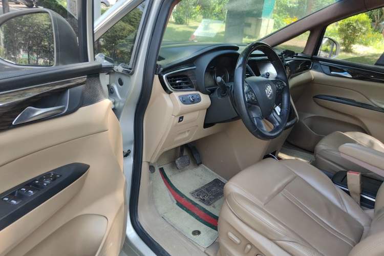 Used Buick GL8 2017 ES 28T Luxury Model China V Standard Driver Seat