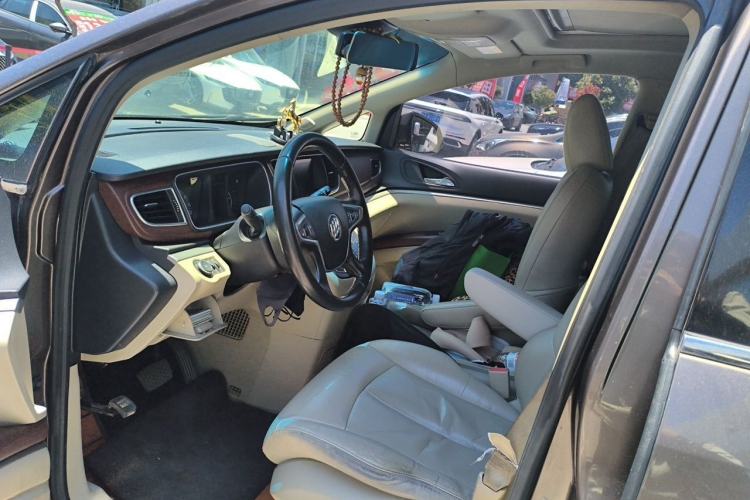 Used Buick GL8 2017 25S Prestige Version China V Standard Driver Seat