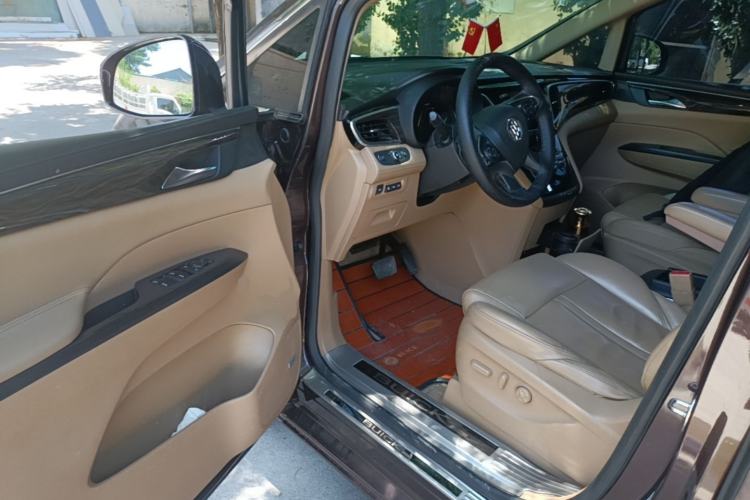 Used Buick GL8 2017 ES 28T Flagship Model China V Standard Driver Seat