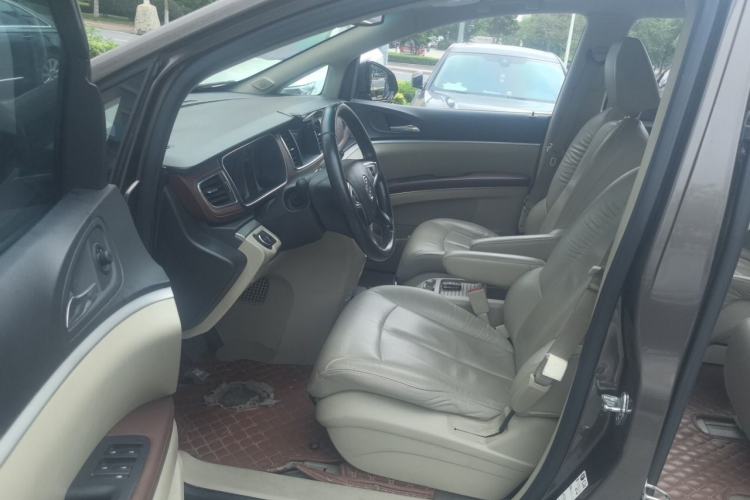 Used Buick GL8 2017 25S Luxury Version China V Standard Driver Seat