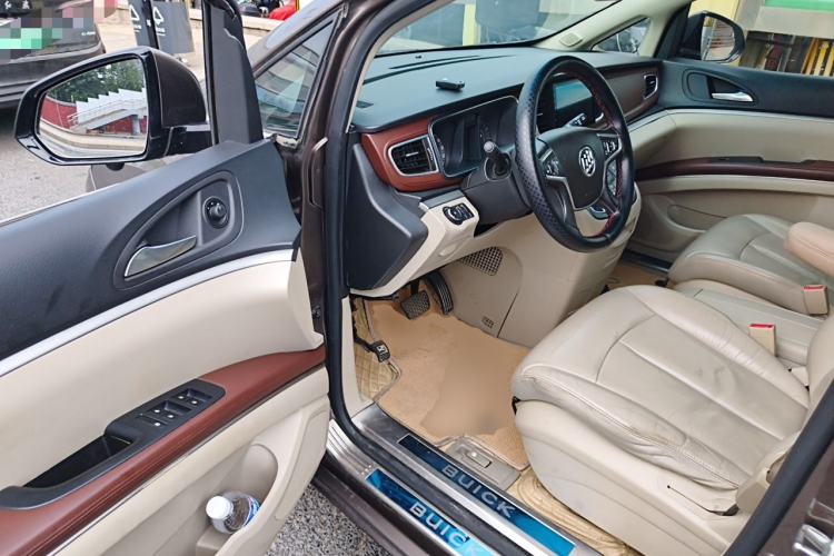 Used Buick GL8 2017 25S Luxury Version China V Standard Driver Seat