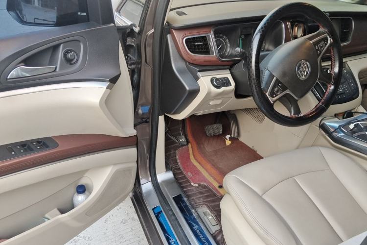 Used Buick GL8 2017 25S Luxury Version China V Standard Driver Seat