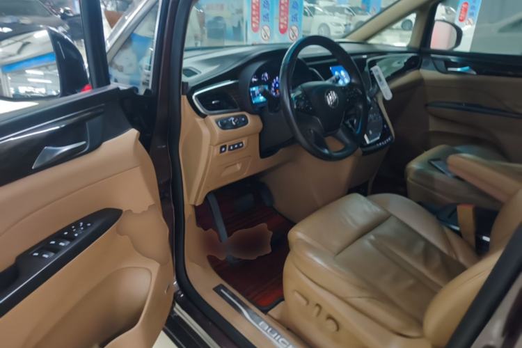 Used Buick GL8 2017 ES 28T Flagship Model China V Standard Driver Seat