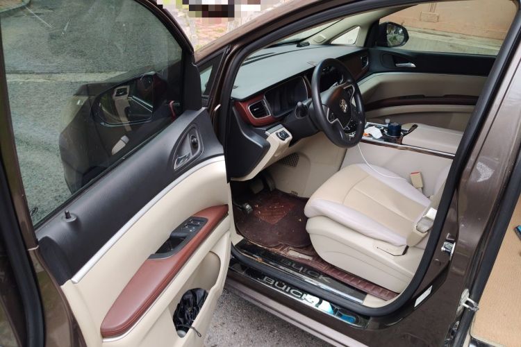 Used Buick GL8 2017 25S Comfort Version China V Standard Driver Seat