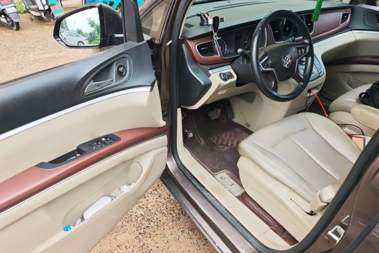 Used Buick GL8 2017 25S Comfort Version China V Standard Driver Seat