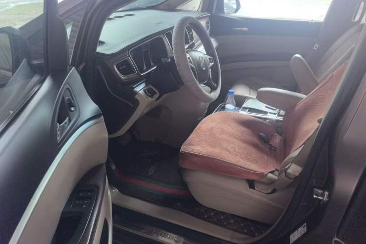 Used Buick GL8 2017 25S Comfort Version China V Standard Driver Seat