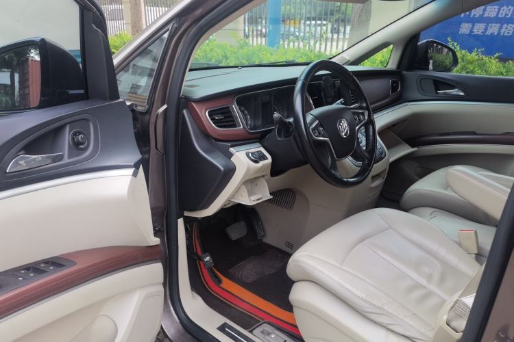 Used Buick GL8 2017 25S Prestige Version China V Standard Driver Seat