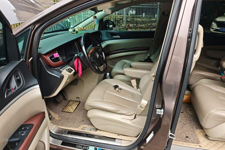 Used Buick GL8 2017 25S Comfort Version China V Standard Driver Seat