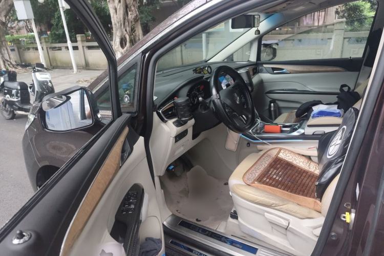 Used Buick GL8 2017 ES 28T Comfort Model China V Standard Driver Seat