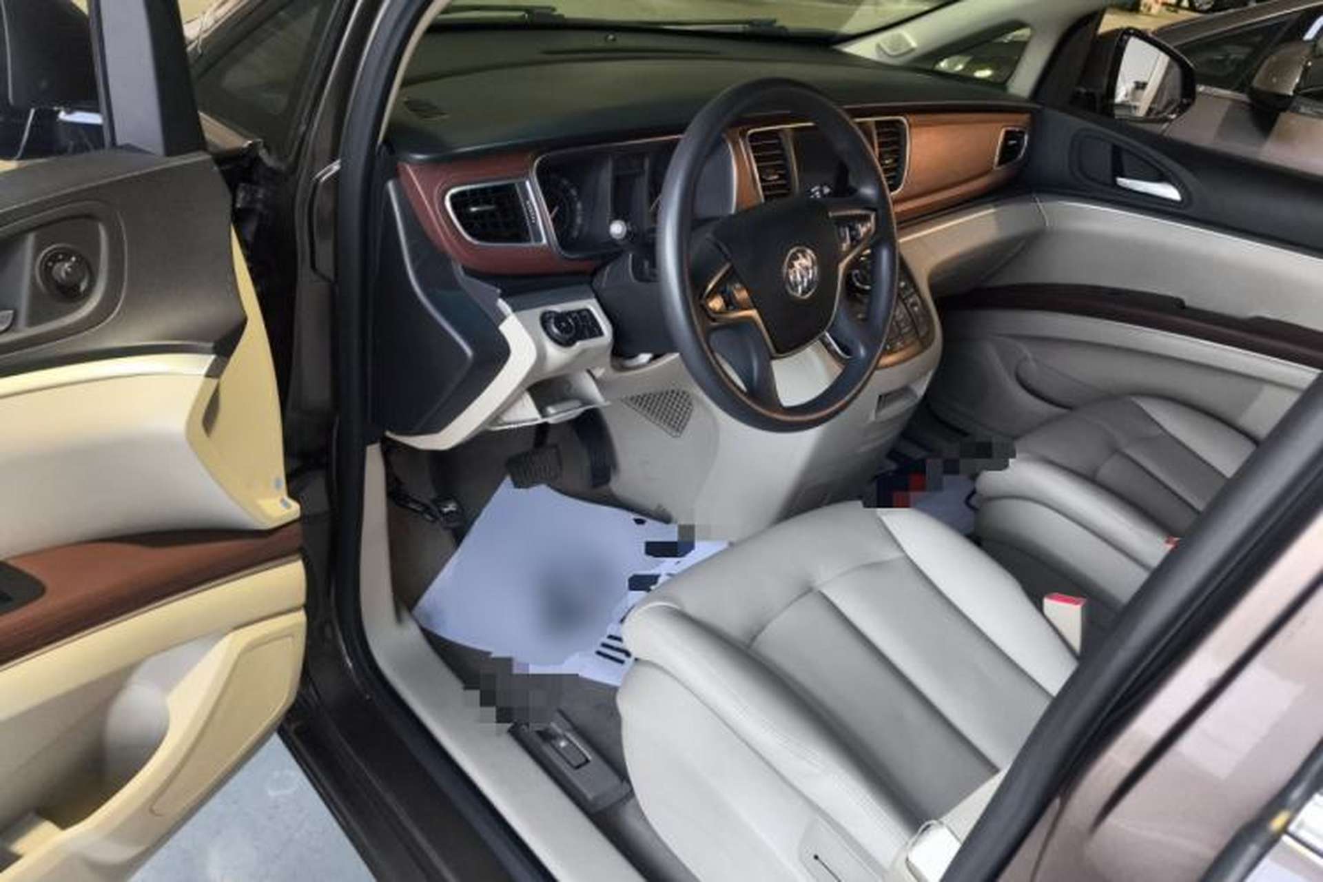 Used Buick GL8 2017 25S Comfort Version China V Standard Driver Seat