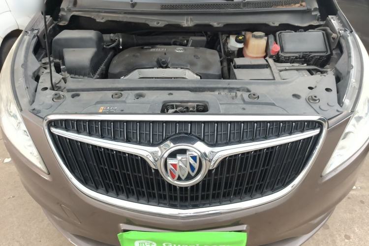 Used Buick GL8 2017 25S Luxury Version China V Standard Engine Bay