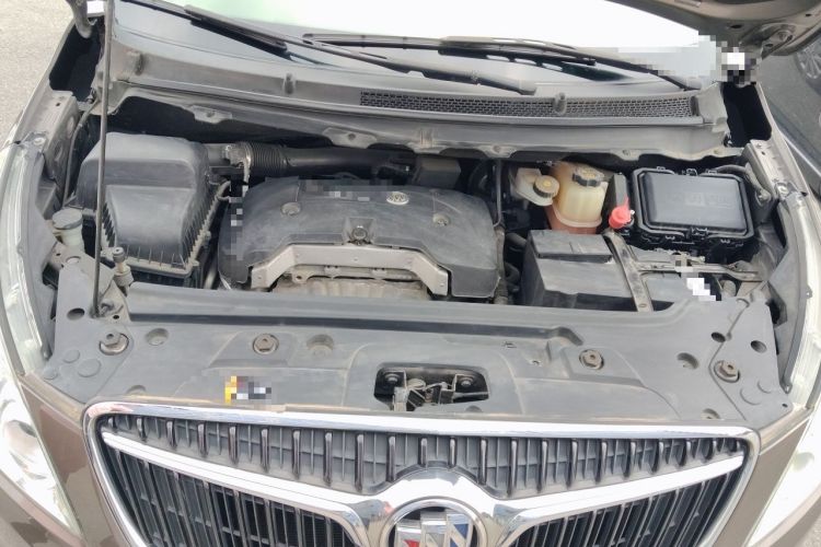 Used Buick GL8 2017 25S Luxury Version China V Standard Engine Bay