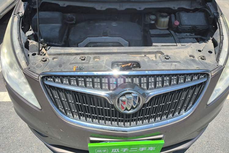 Used Buick GL8 2017 25S Prestige Version China V Standard Engine Bay