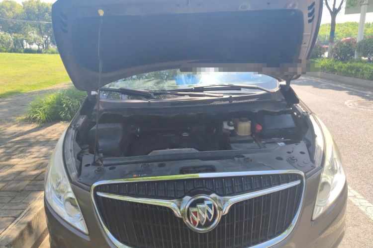 Used Buick GL8 2017 25S Prestige Version China V Standard Engine Bay