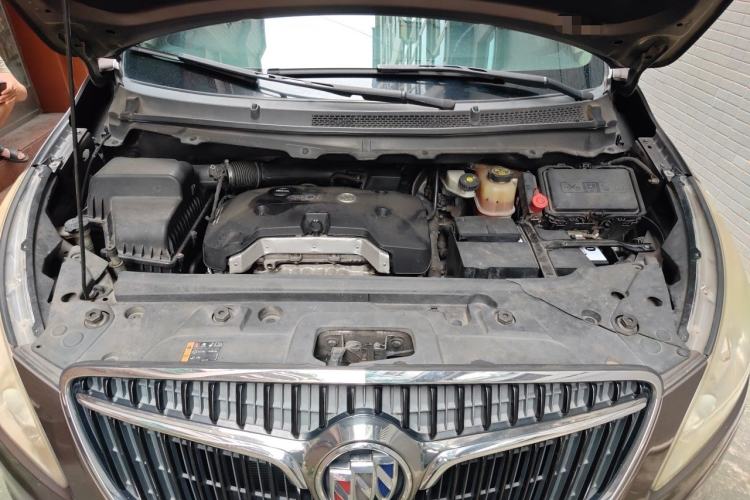 Used Buick GL8 2017 25S Luxury Version China V Standard Engine Bay
