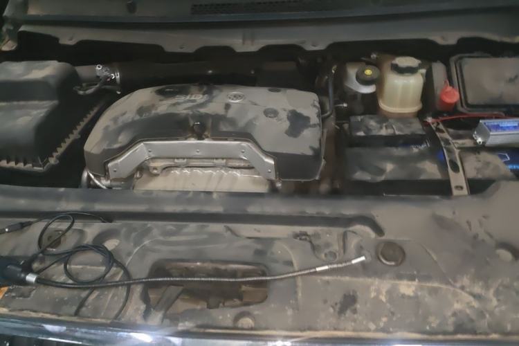 Used Buick GL8 2017 25S Comfort Version China V Standard Engine Bay