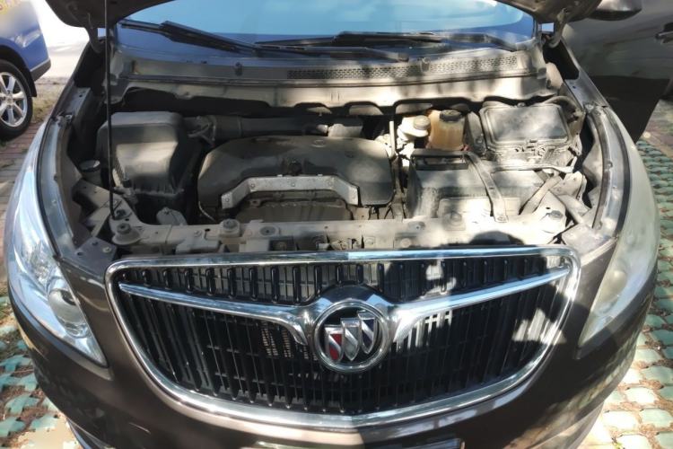 Used Buick GL8 2017 25S Comfort Version China V Standard Engine Bay