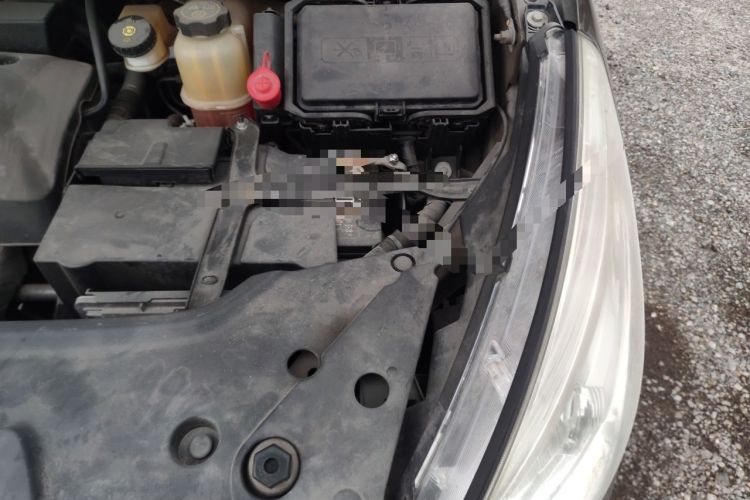 Used Buick GL8 2017 25S Prestige Version China V Standard Engine Bay Left