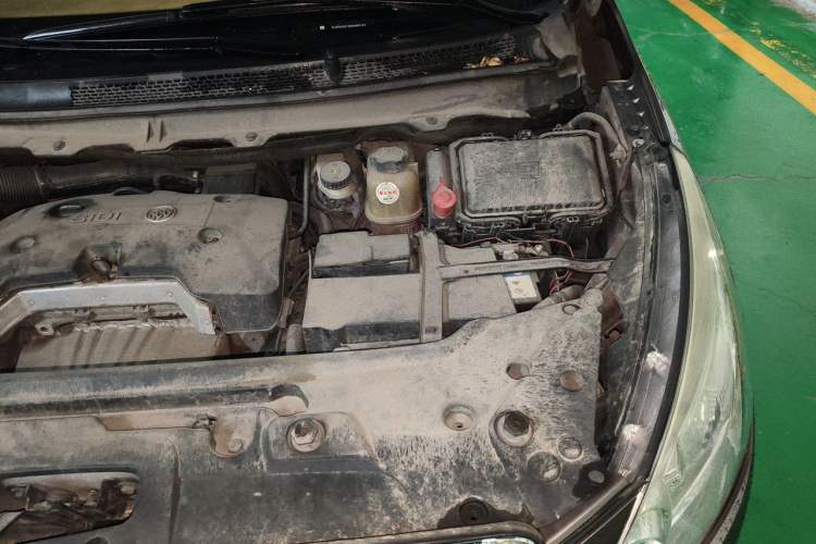 Used Buick GL8 2017 25S Comfort Version China V Standard Engine Bay Left