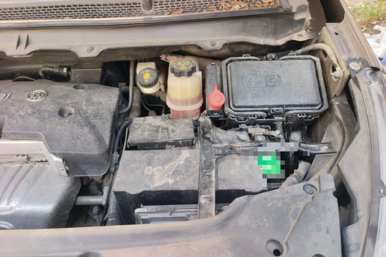 Used Buick GL8 2017 25S Comfort Version China V Standard Engine Bay Left