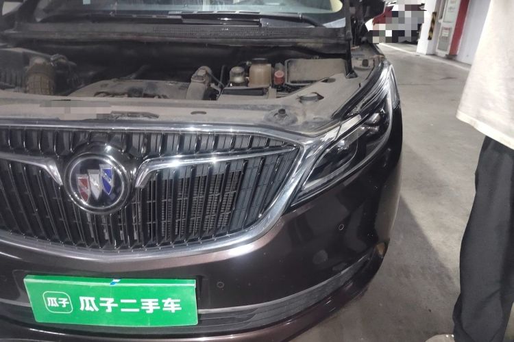Used Buick GL8 2017 ES 28T Flagship Model China V Standard Engine Bay Left
