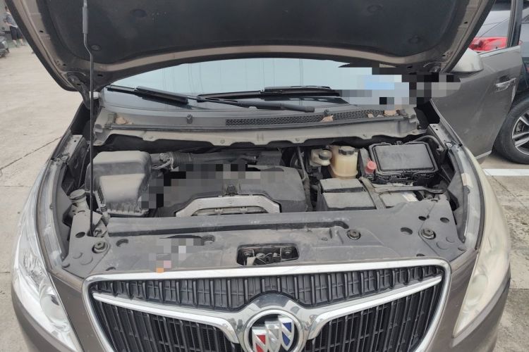 Used Buick GL8 2017 25S Luxury Version China V Standard Engine Bay