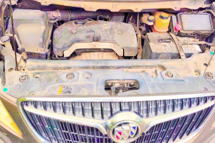 Used Buick GL8 2017 25S Comfort Version China V Standard Engine Bay