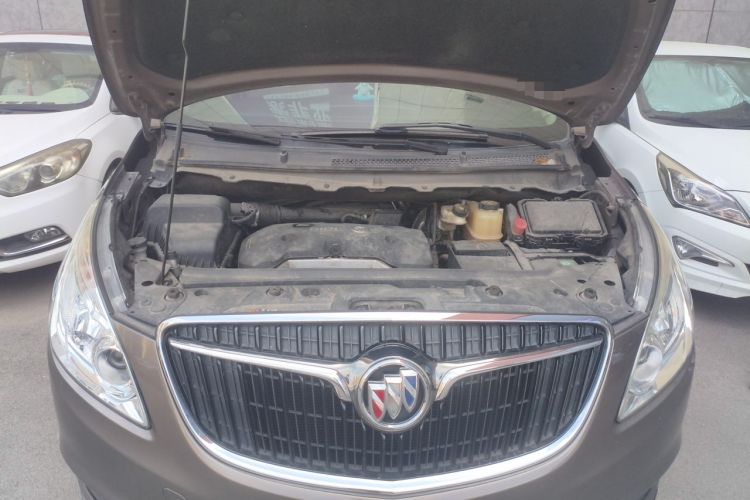 Used Buick GL8 2017 25S Luxury Version China V Standard Engine Bay