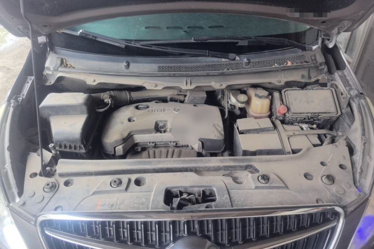 Used Buick GL8 2017 25S Comfort Version China V Standard Engine Bay