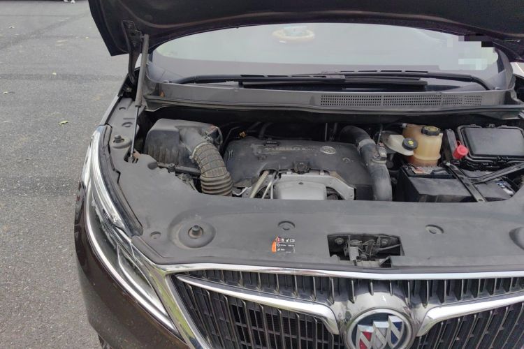 Used Buick GL8 2017 ES 28T Premium Version China V Standard Engine Bay Right