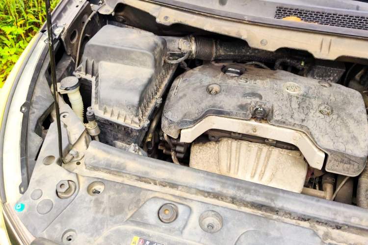 Used Buick GL8 2017 25S Comfort Version China V Standard Engine Bay Right