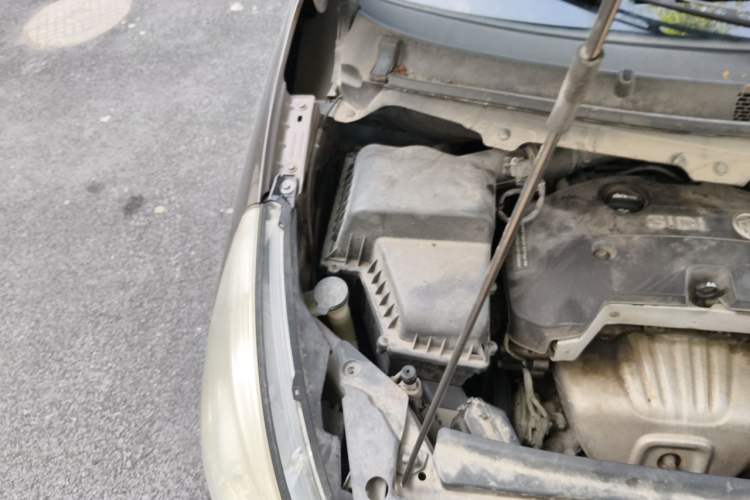 Used Buick GL8 2017 25S Luxury Version China V Standard Engine Bay Right
