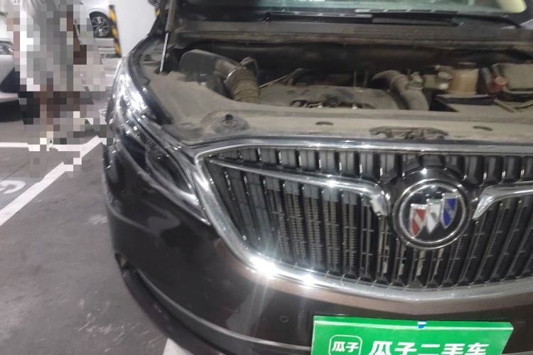 Used Buick GL8 2017 ES 28T Flagship Model China V Standard Engine Bay Right