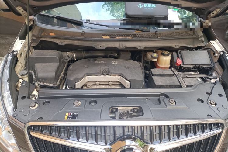 Used Buick GL8 2017 25S Luxury Version China V Standard Engine Bay